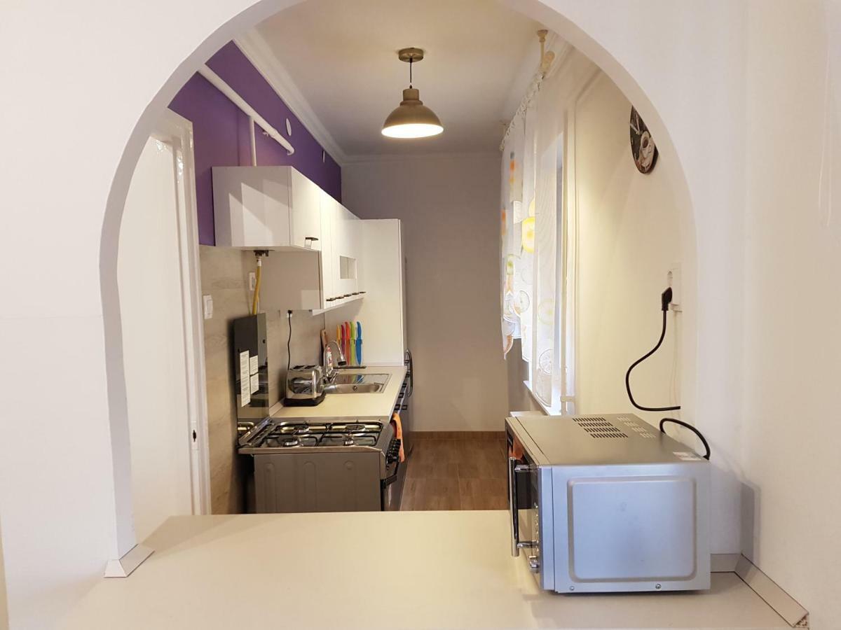Lia Apartman Kiskunhalas Exterior photo